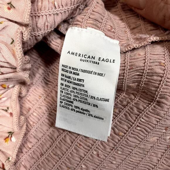 AMERICAN EAGLE NWT Womens Floral Smocked Off Shoulder Top size XS Y2K Cottage - Picture 3 of 7
